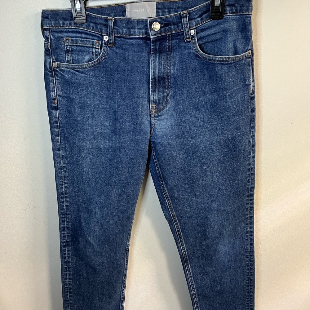 Everlane Straight Jean Mens Medium Wash Stretch measures 33x28